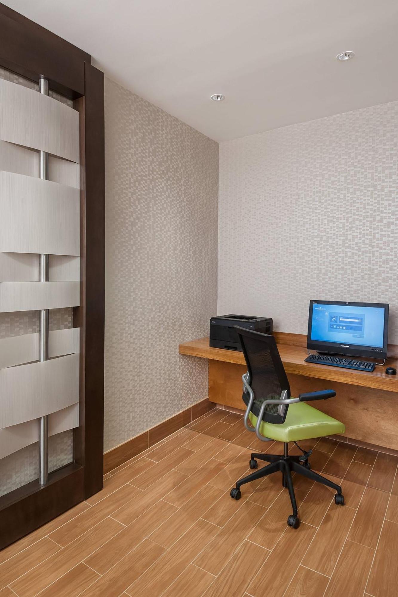 Springhill Suites By Marriott Baton Rouge South Екстер'єр фото